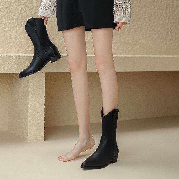 Botas de Piel|Punta Fina y Tacón Bajo