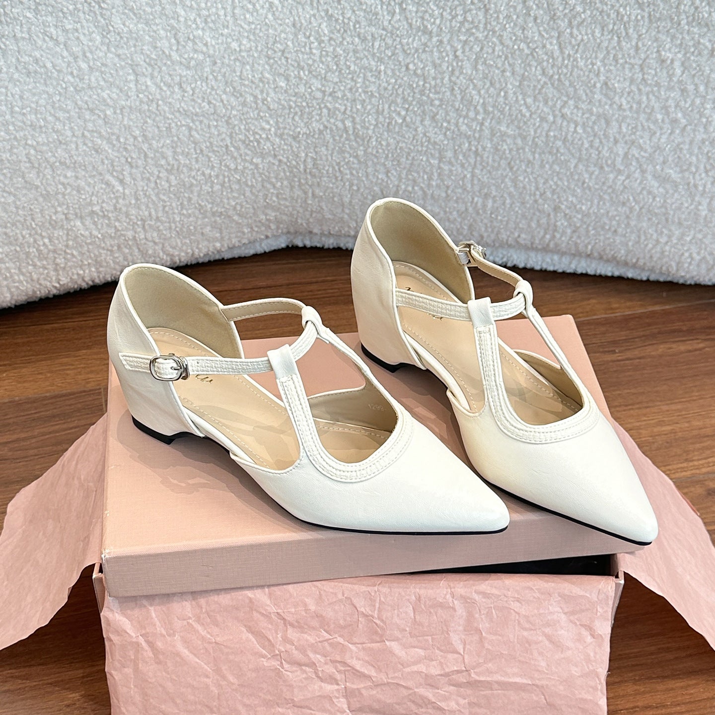 Zapatos casuales de cuero con elevación interna y diseño sofisticado