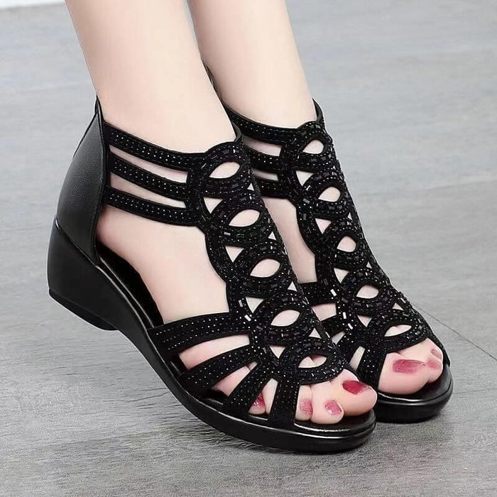 Sandalias con diamantes de imitación y forma de boca de pez