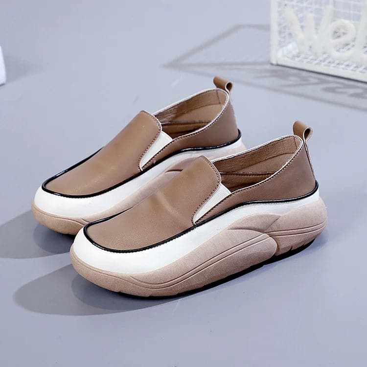 Zapatos bajos de piel con suela gruesa 2025