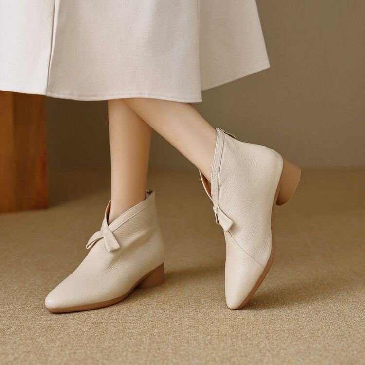 Botines de piel de cordero de estilo francés