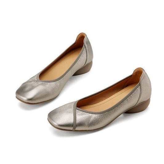 Zapatos de piel con punta cuadrada, corte bajo y suela suave