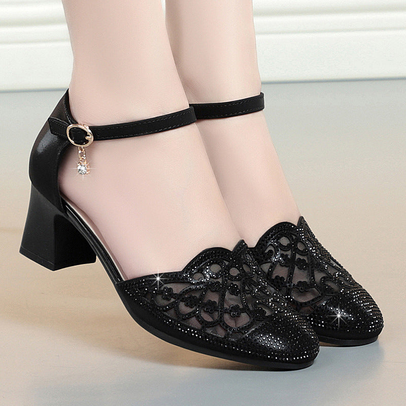 Sandalias caladas con cristales brillantes