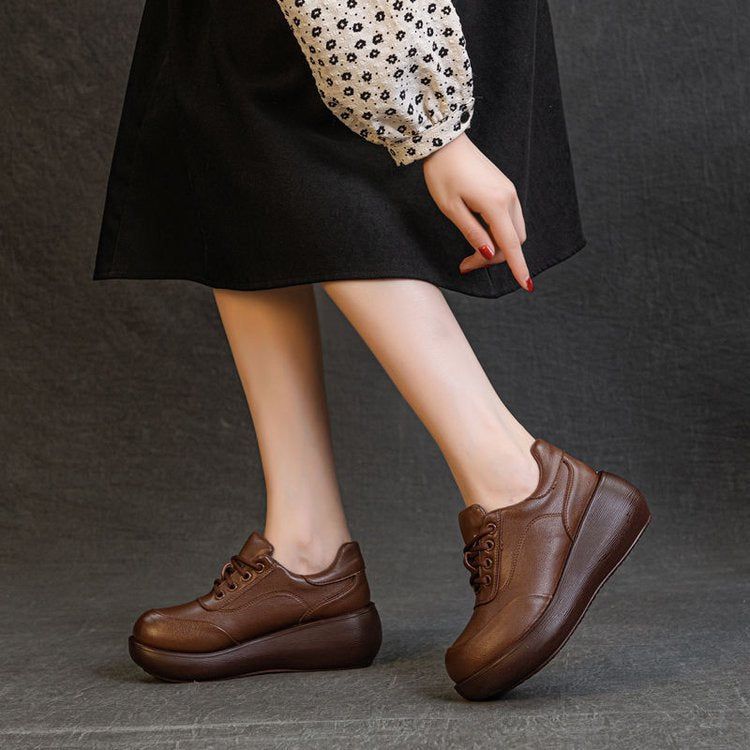 Zapatos de Mujer con Suela Gruesa y Diseño Clásico