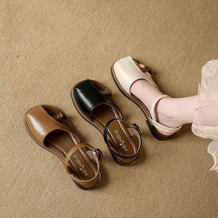 Sandalias planas de diseño exclusivo