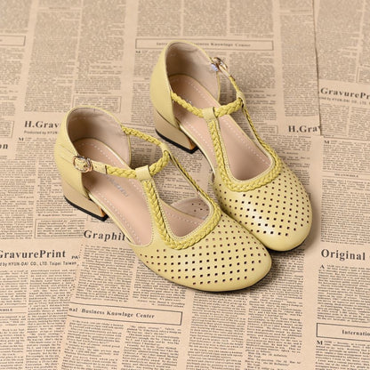 Zapatos piel suave – punta redonda, tacón grueso y calado