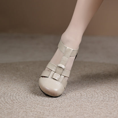 Sandalias de cuero de plena flor con diseño de punta cerrada y tacón ancho