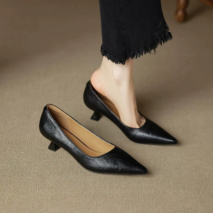 Tacones de punta afilada estilo francés