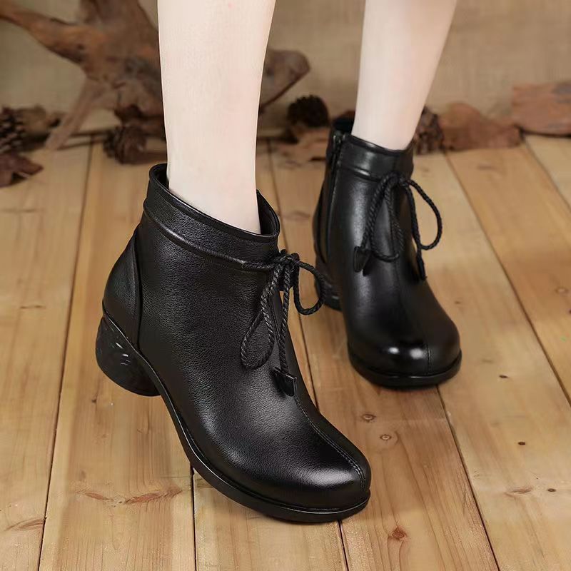 Botas de plataforma con flecos