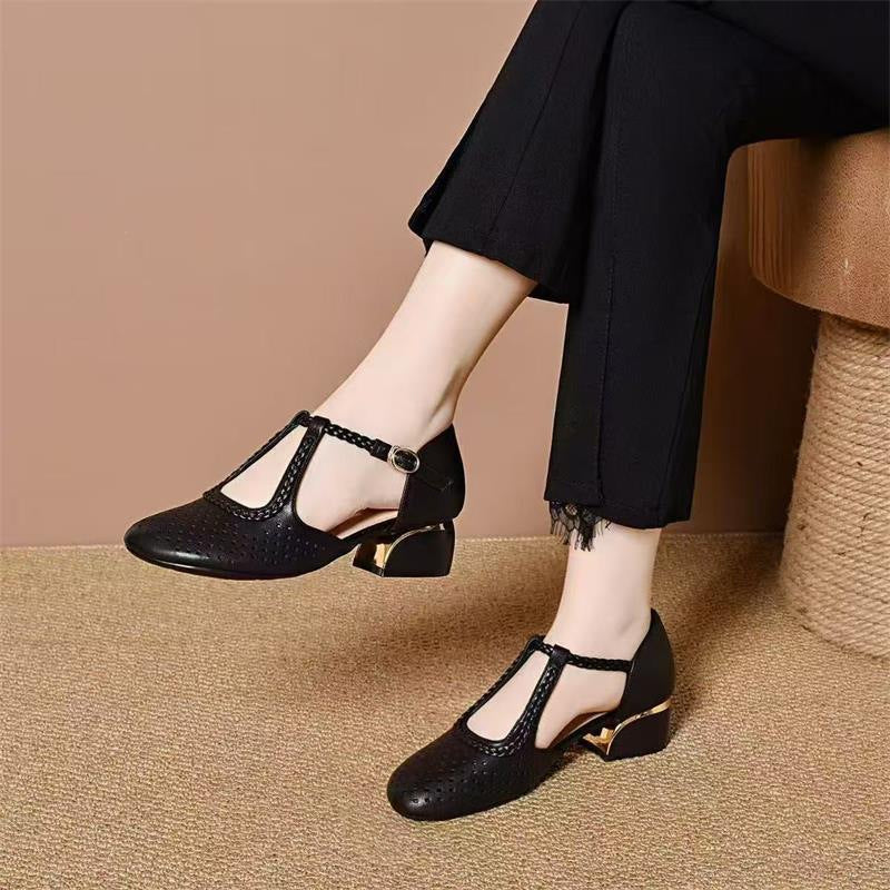 Zapatos piel suave – punta redonda, tacón grueso y calado