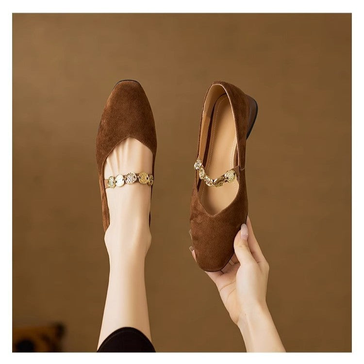 Zapatos de piel de ante con punta cuadrada y estilo retro