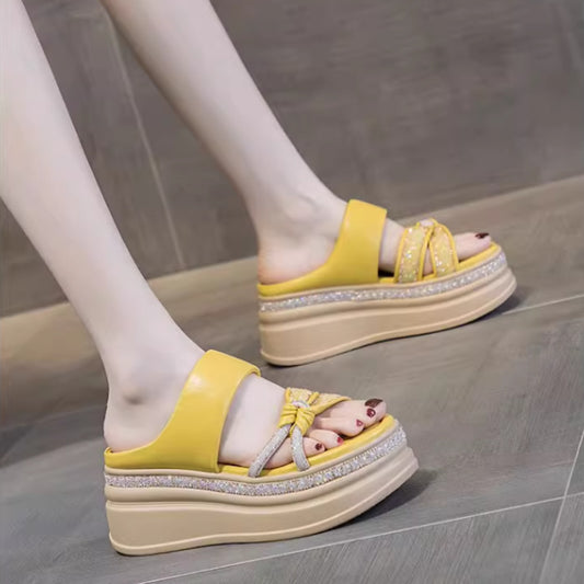 Sandalias de tacón alto con suela gruesa