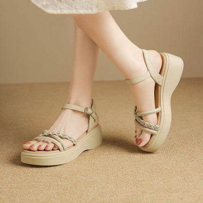 Sandalias de verano con pedrería y suela suave