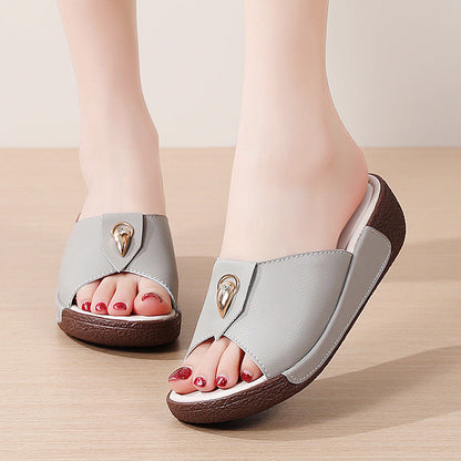 Nuevas sandalias de plataforma