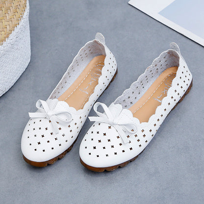 Mocasines con tacón bajo y agujeros