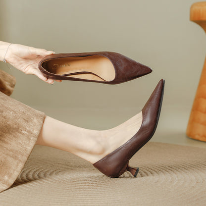 Tacones de punta afilada estilo francés