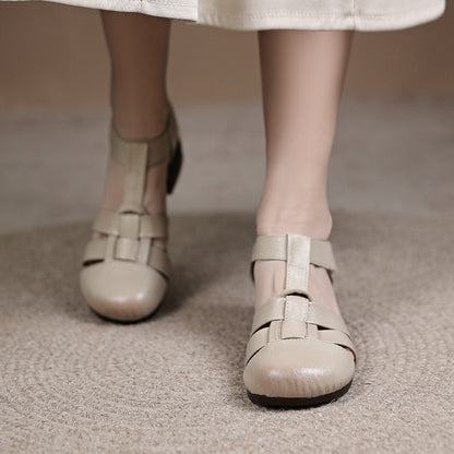 Sandalias de cuero de plena flor con diseño de punta cerrada y tacón ancho