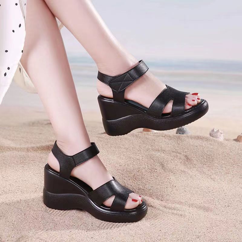 Nuevas sandalias de cuña de suela gruesa