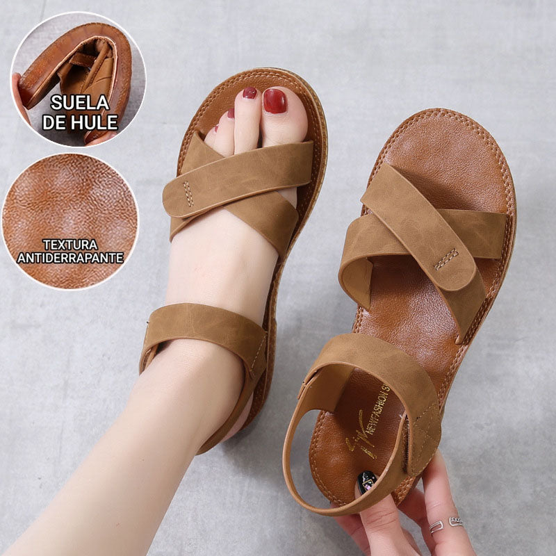 Sandalias con suela de goma flexible