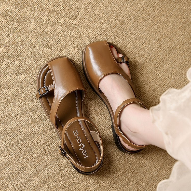 Sandalias planas de diseño exclusivo