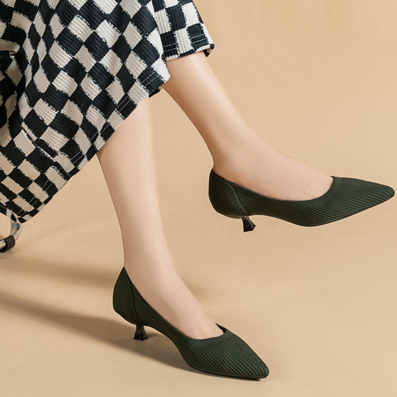 Zapatos de punto con suela suave y tacón medio, elegantes