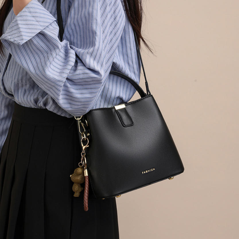 Bolso cubo – mano / bandolera