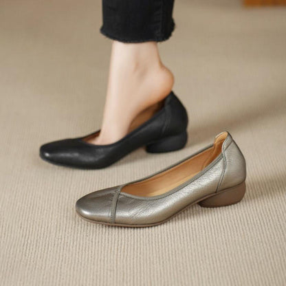 Zapatos de piel con punta cuadrada, corte bajo y suela suave