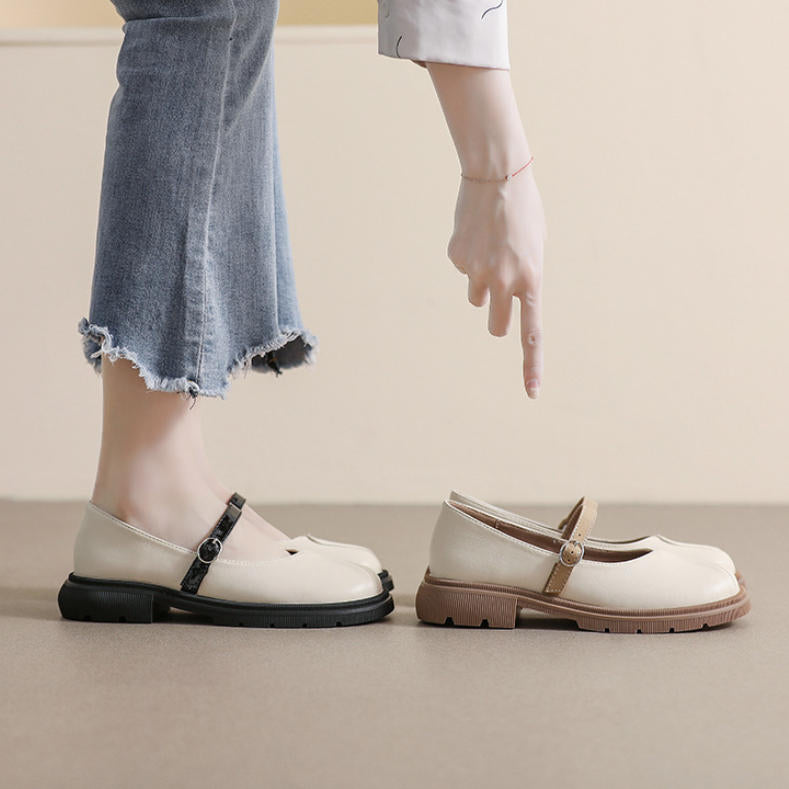 Zapatos Mary Jane de punta redonda con plataforma