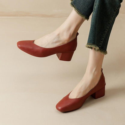 Zapatos de piel de res con tacón medio para mujer