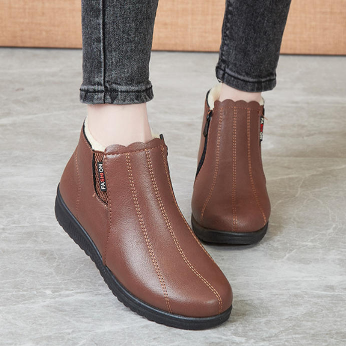 Botas planas de piel de terciopelo