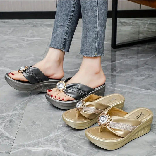 Sandalias con cuña y decoración de diamantes de imitación